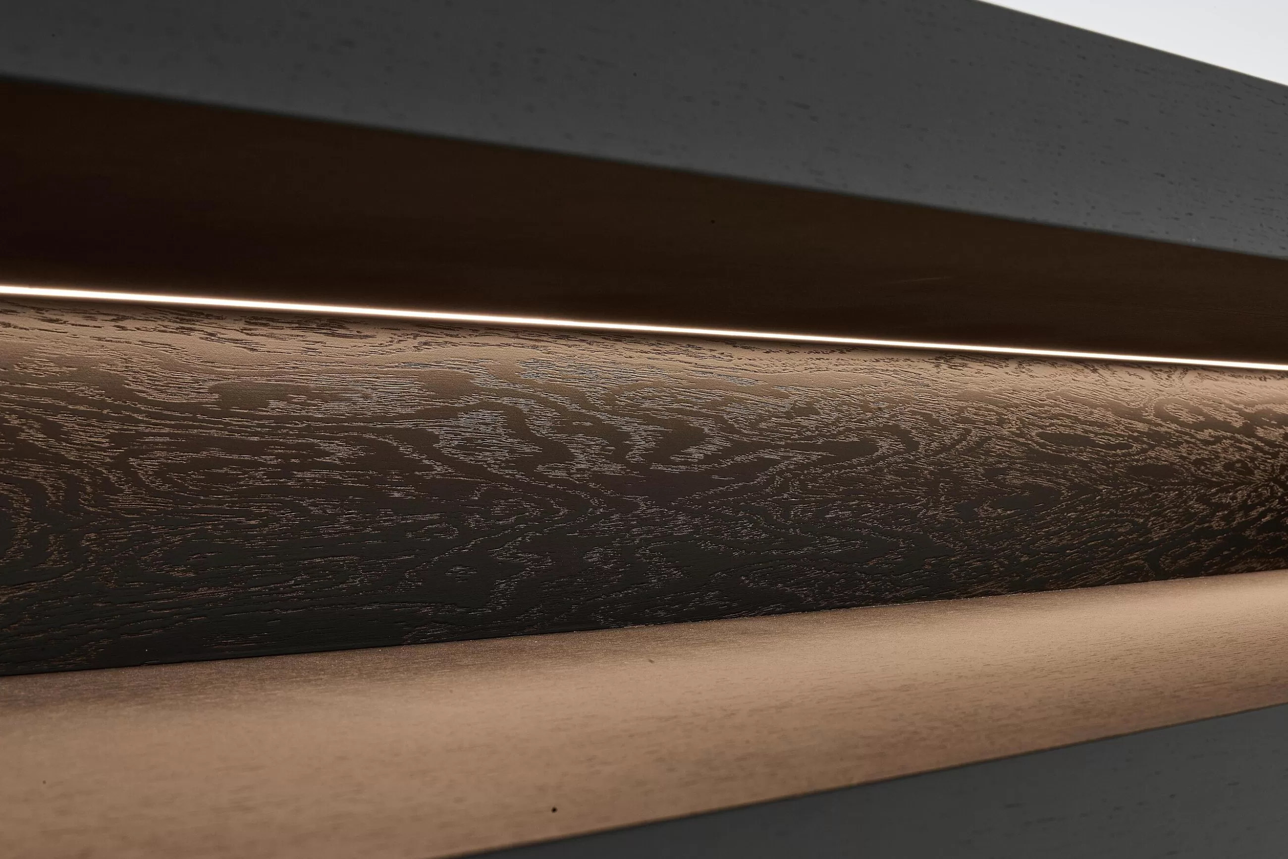 Flamant Bjorn, Buffet, Noir, 4 Portes, Avec Lumieres Led A Intensite Variable- Buffets